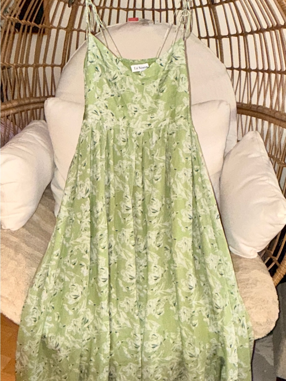 En Saison Green Floral Spaghetti-Strap Dress - Picture 3 of 8